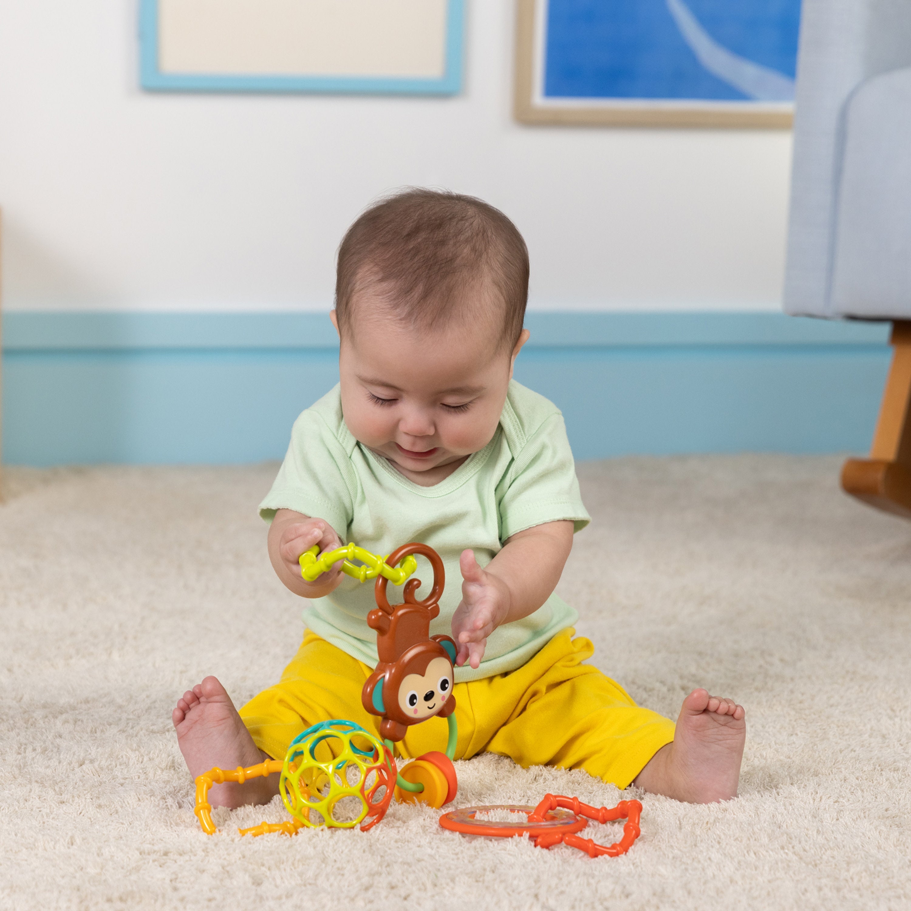 Bright Starts Oball Flex 'n Go Activity Arch Baby Toy